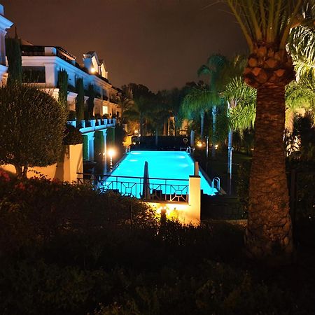 Luxury Apartment Frontal To The Sea In Estepona Doncella Beach Εξωτερικό φωτογραφία