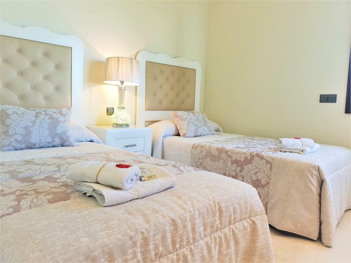 Luxury Apartment Frontal To The Sea In Estepona Doncella Beach Εξωτερικό φωτογραφία