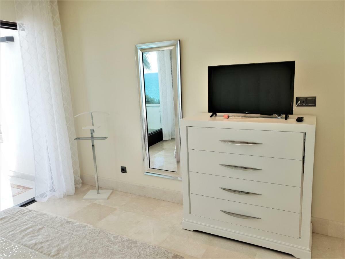 Luxury Apartment Frontal To The Sea In Estepona Doncella Beach Εξωτερικό φωτογραφία