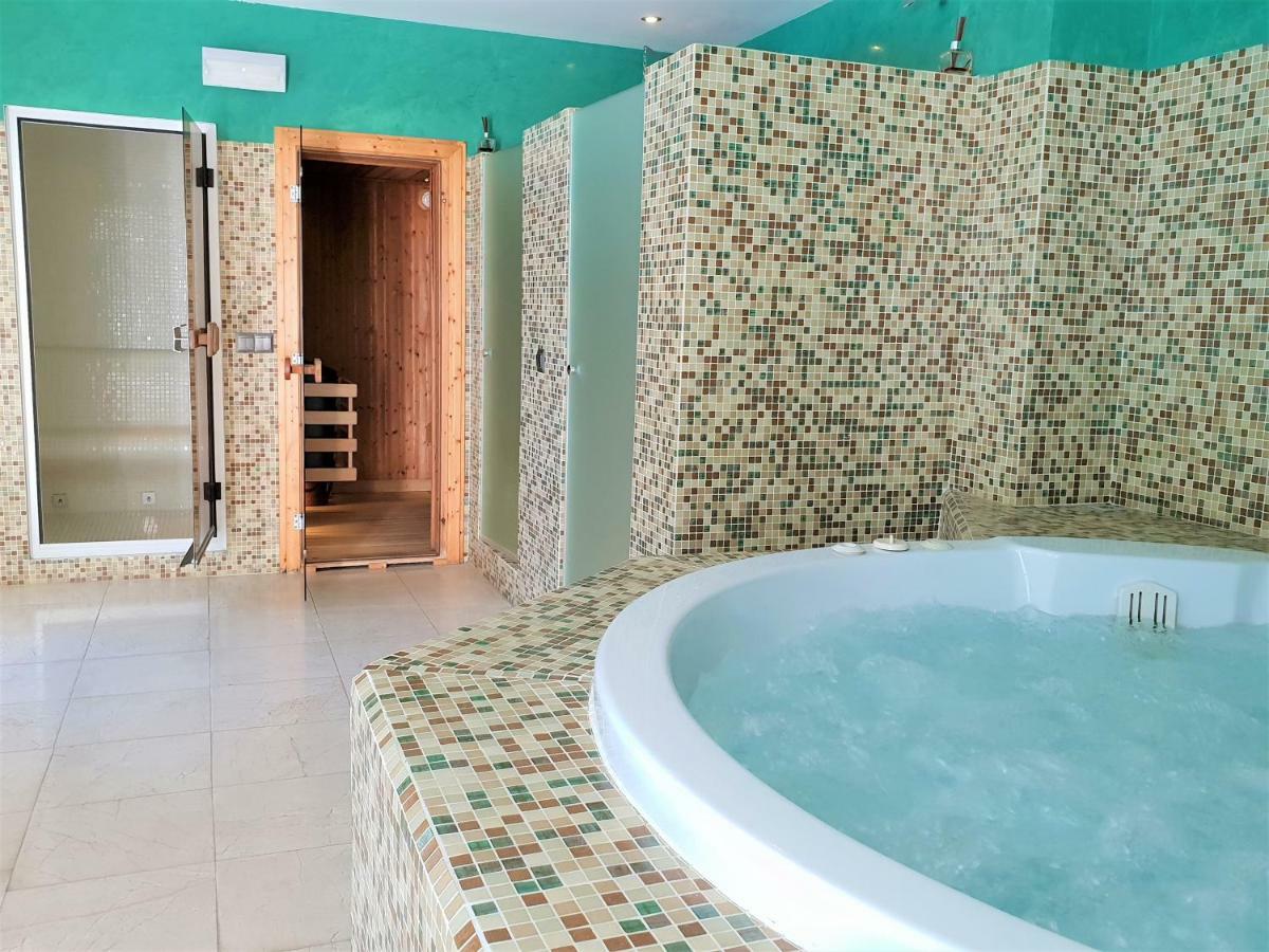 Luxury Apartment Frontal To The Sea In Estepona Doncella Beach Εξωτερικό φωτογραφία