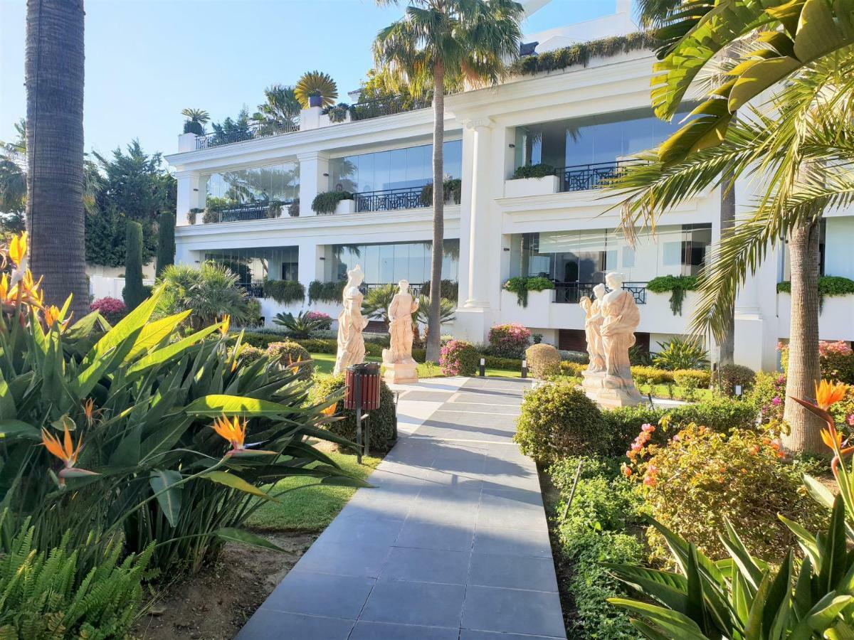 Luxury Apartment Frontal To The Sea In Estepona Doncella Beach Εξωτερικό φωτογραφία